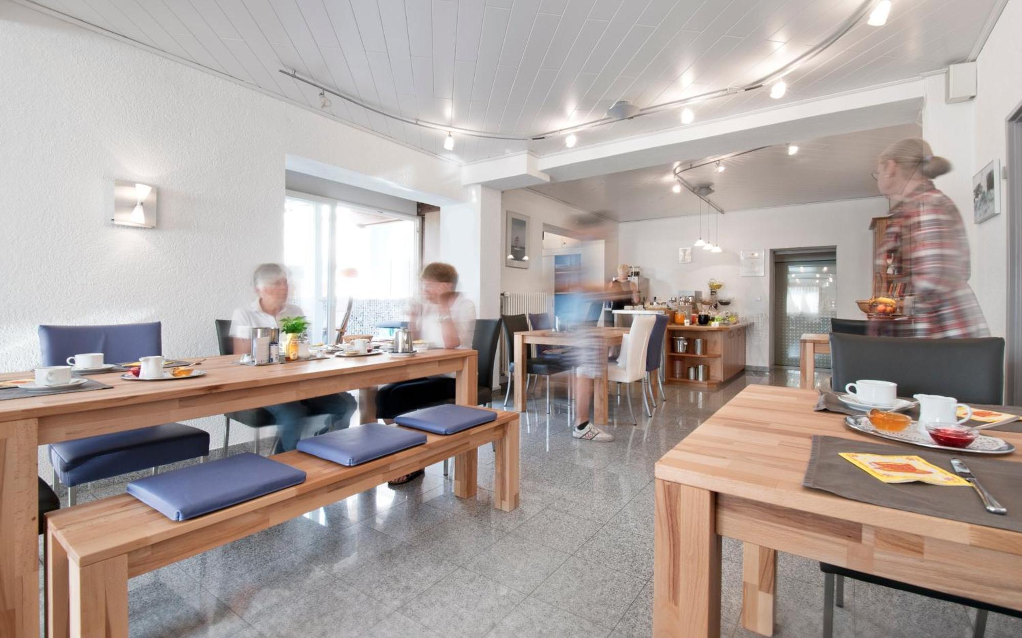 Gaestehaus Holzer คอนสตานซ์ ภายนอก รูปภาพ