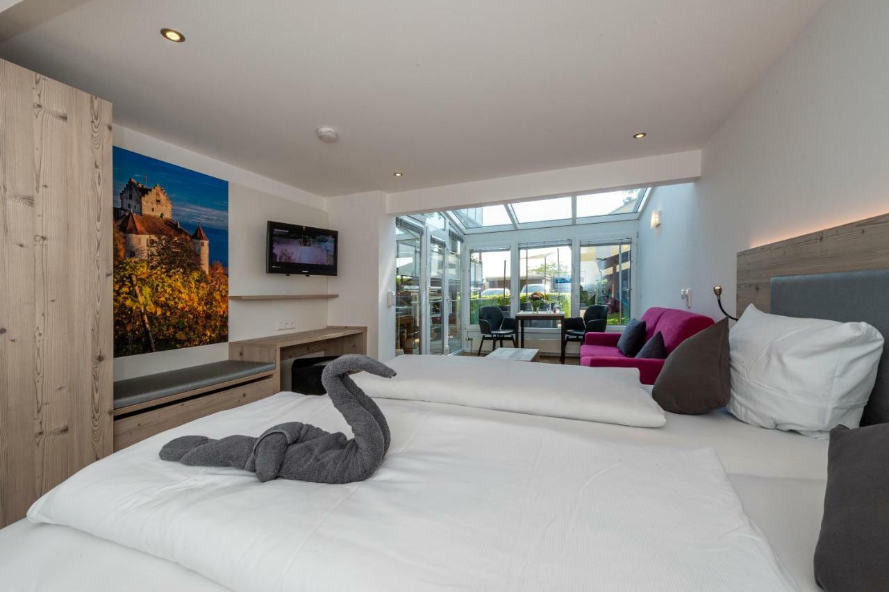 Gaestehaus Holzer คอนสตานซ์ ภายนอก รูปภาพ